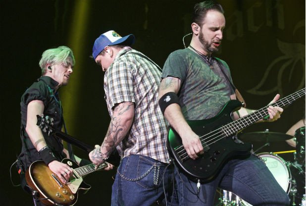 MEMORABLE MOMENTS – Carnival of Madness