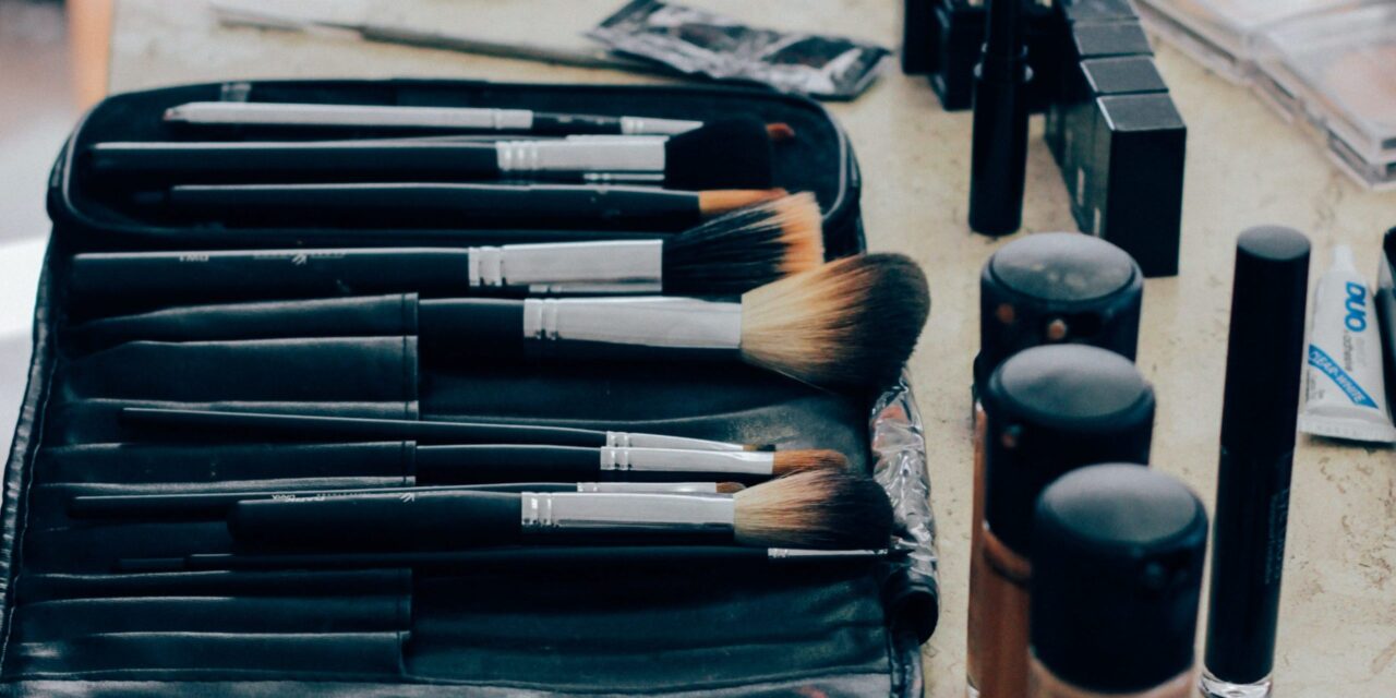 Hourglass Vanish Seamless Finish Foundation Stick Review